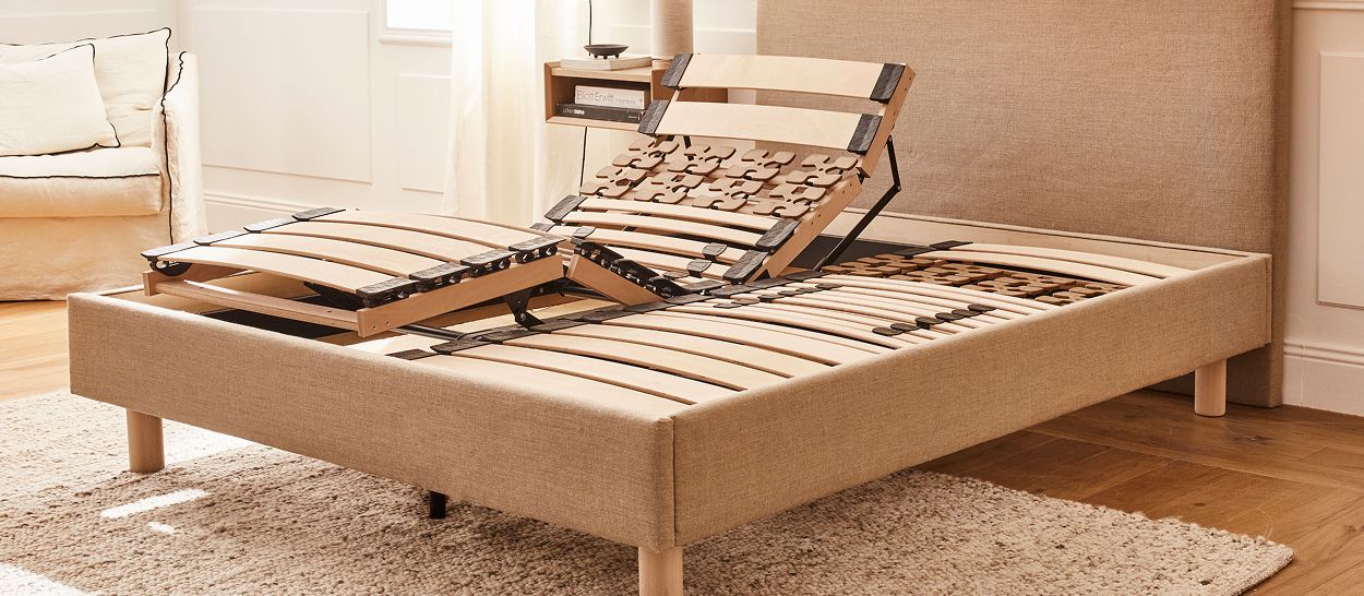 Sommier électrique 2 places Kipli avec réglages indépendants de chaque côté, permettant à chaque dormeur d’adopter sa position idéale sans perturber l’autre.