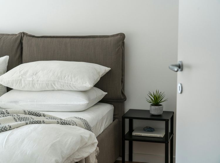 Est-ce recommandé de dormir sans oreiller ?