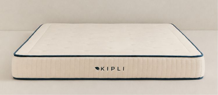 Peut-on poser un matelas au sol (et dormir dessus) ?