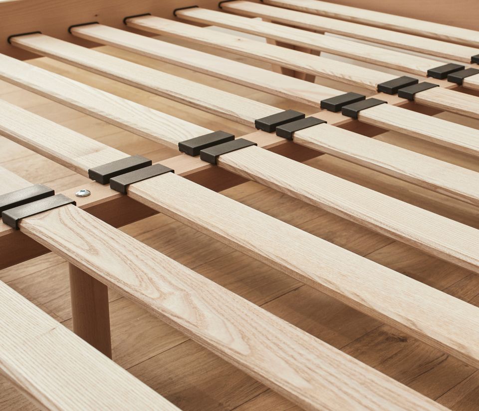 Sommier à lattes, quel matelas choisir pour un confort de qualité ?